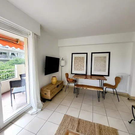 Center Of Antibes, Les Amaryllis - 3 Rooms, 5 Minutes From The Beaches *